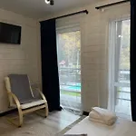 Sandal 4*