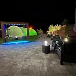 بيت ضيافة Sandal 4*
