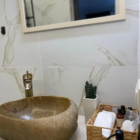 게스트하우스 Sandal 4*