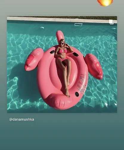 Sandal 4*